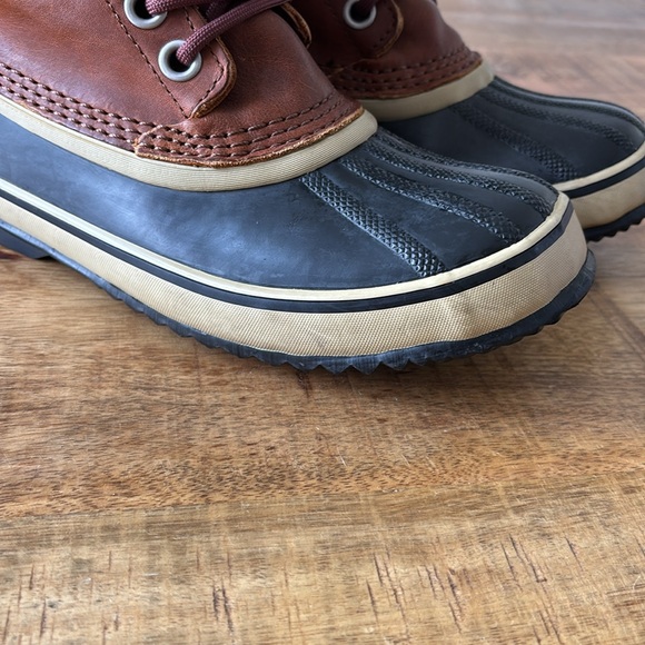 Sorel Brown and Black Leather Waterproof Boots - Picture 5 of 10